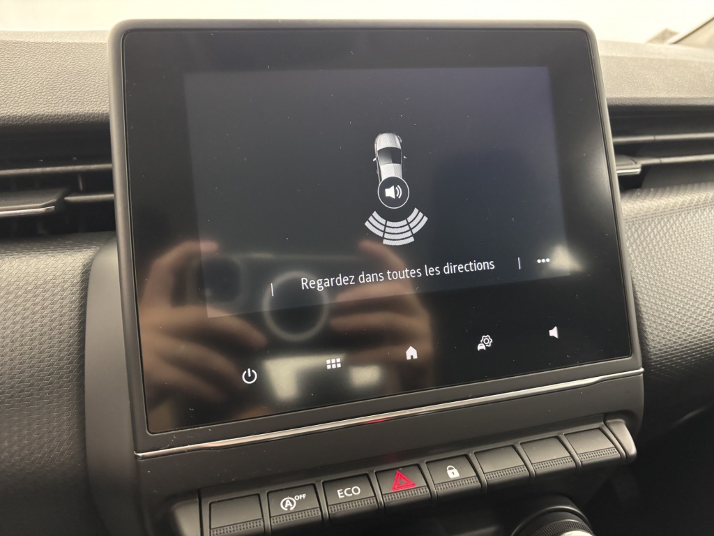 RENAULT Clio Intens TCe 90 X-Tronic 21N - ref: 6-2971x201411 - Photo 19