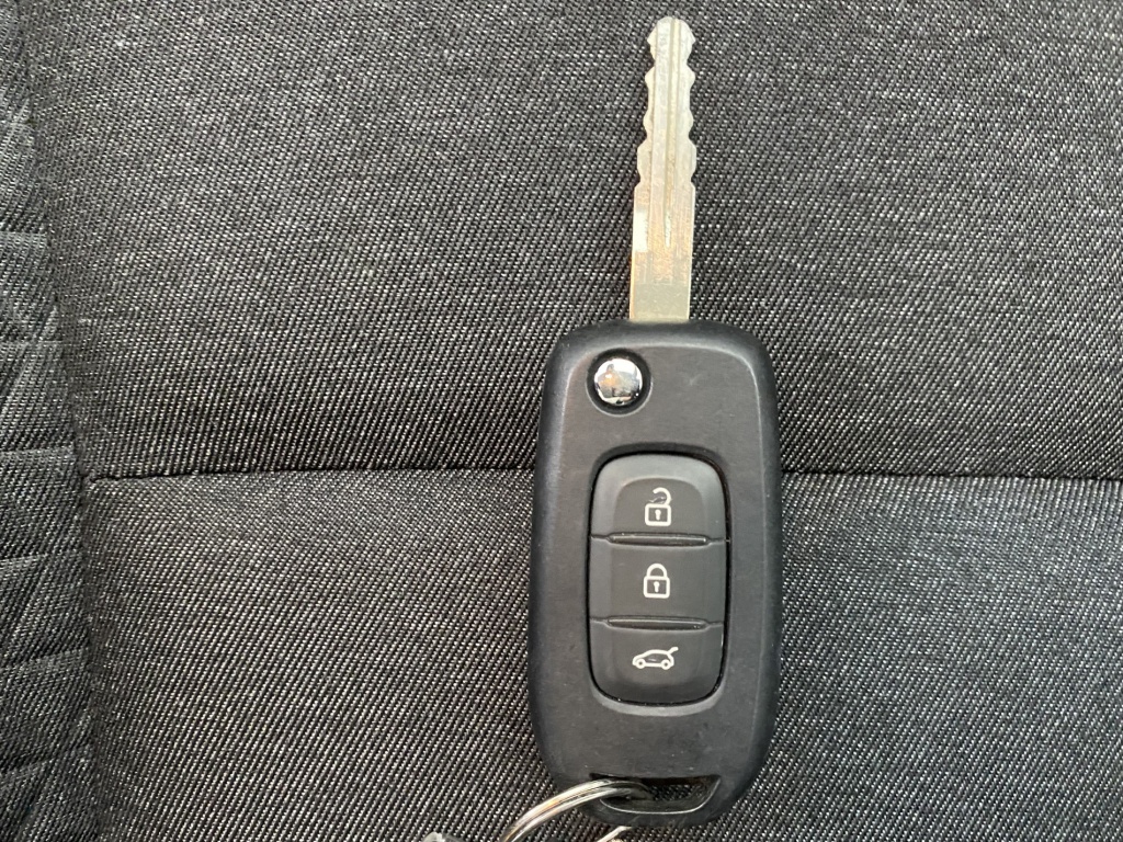 RENAULT Clio Equilibre TCe 90 - ref: 6-2971x201429 - Photo 20