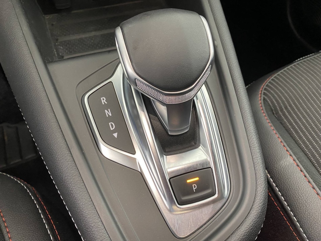 RENAULT Captur R.S. line mild hybrid 160 EDC - ref: 6-2971x202299 - Photo 16