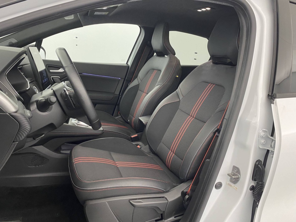 RENAULT Captur R.S. line mild hybrid 160 EDC - ref: 6-2971x202299 - Photo 17