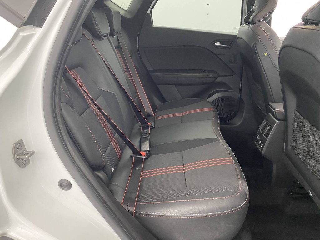 RENAULT Captur R.S. line mild hybrid 160 EDC - ref: 6-2971x202299 - Photo 18