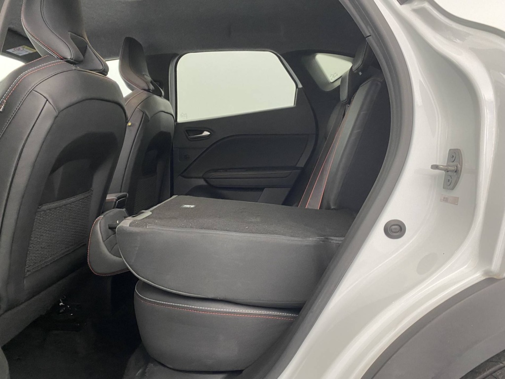 RENAULT Captur R.S. line mild hybrid 160 EDC - ref: 6-2971x202299 - Photo 19