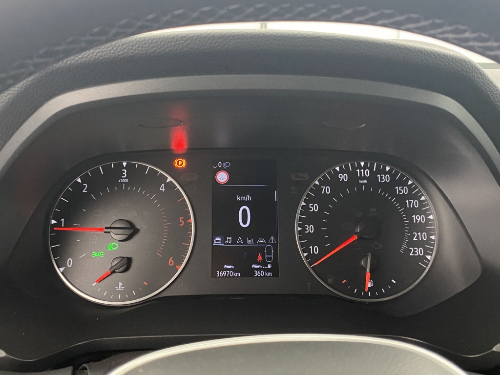 RENAULT Captur Business Blue dCi 95 - ref: 6-2971x203937 - Photo 17