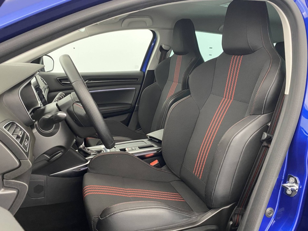 RENAULT Megane Estate R.S. Line TCe 160 EDC - ref: 6-2971x203978 - Photo 16