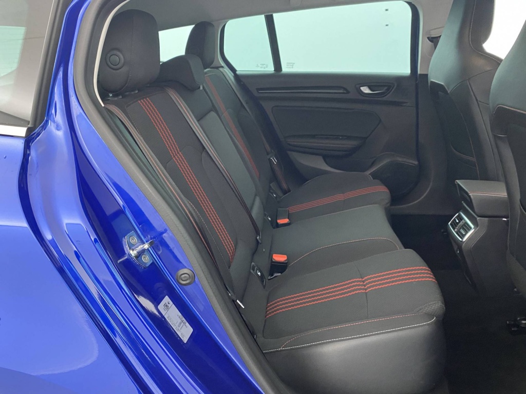 RENAULT Megane Estate R.S. Line TCe 160 EDC - ref: 6-2971x203978 - Photo 17