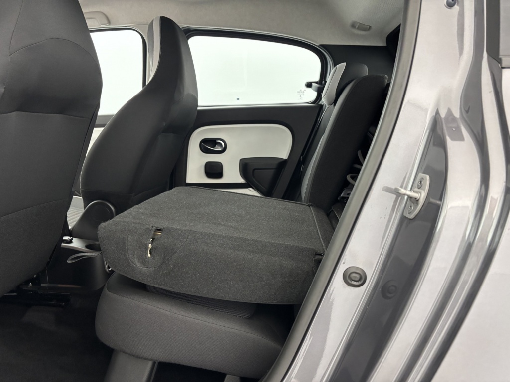 RENAULT Twingo Zen III Achat Integral 21 - ref: 6-2971x204219 - Photo 11