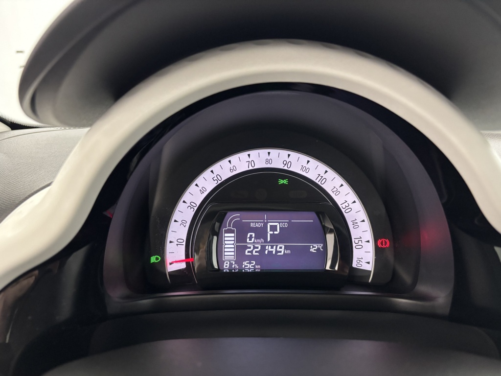 RENAULT Twingo Zen III Achat Integral 21 - ref: 6-2971x204219 - Photo 17