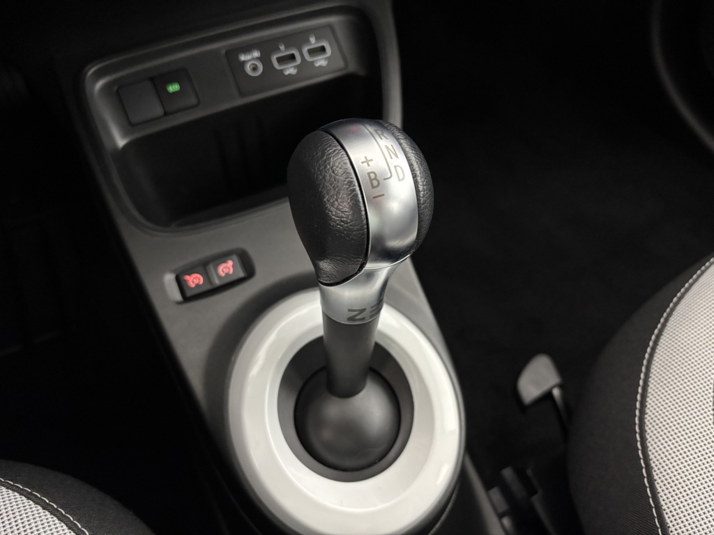 RENAULT Twingo Zen III Achat Integral 21 - ref: 6-2971x204219 - Photo 19