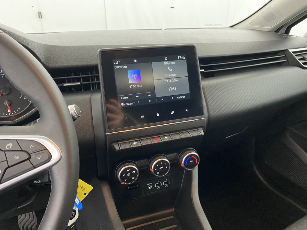 RENAULT Clio Zen SCe 65 - ref: 6-2971x206109 - Photo 18