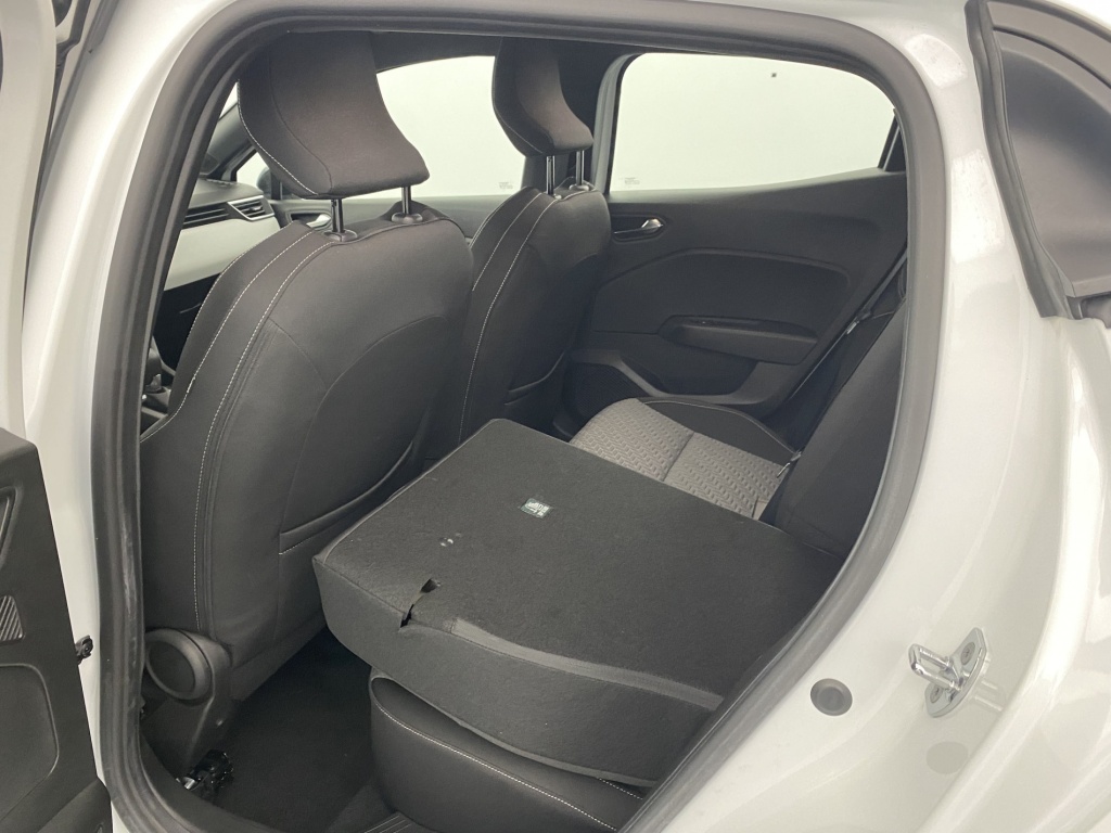 RENAULT Clio Limited E-Tech 140 21N - ref: 6-2971x206537 - Photo 11