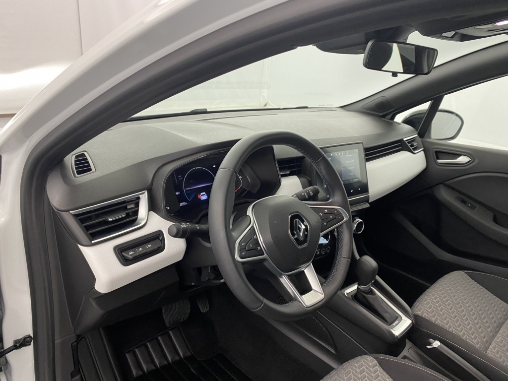 RENAULT Clio Limited E-Tech 140 21N - ref: 6-2971x206537 - Photo 14