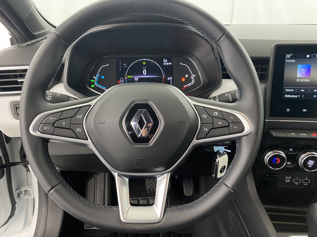 RENAULT Clio Limited E-Tech 140 21N - ref: 6-2971x206537 - Photo 15