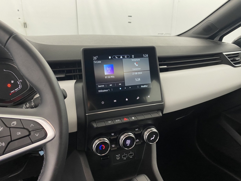 RENAULT Clio Limited E-Tech 140 21N - ref: 6-2971x206537 - Photo 18