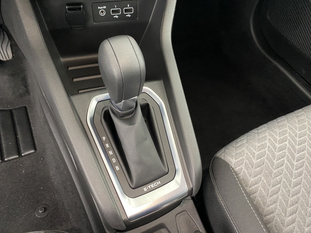 RENAULT Clio Limited E-Tech 140 21N - ref: 6-2971x206537 - Photo 20