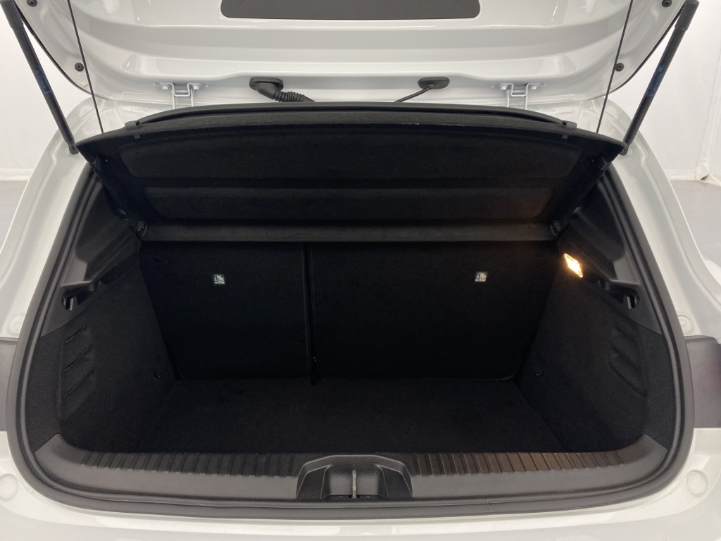 RENAULT Clio Limited E-Tech 140 21N - ref: 6-2971x206537 - Photo 9