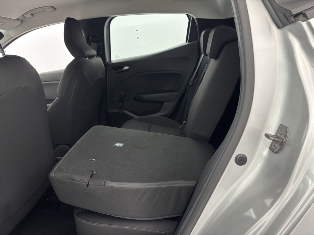 RENAULT Clio Equilibre TCe 90 - ref: 6-2971x209590 - Photo 11