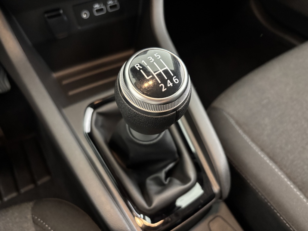 RENAULT Clio Equilibre TCe 90 - ref: 6-2971x209590 - Photo 19