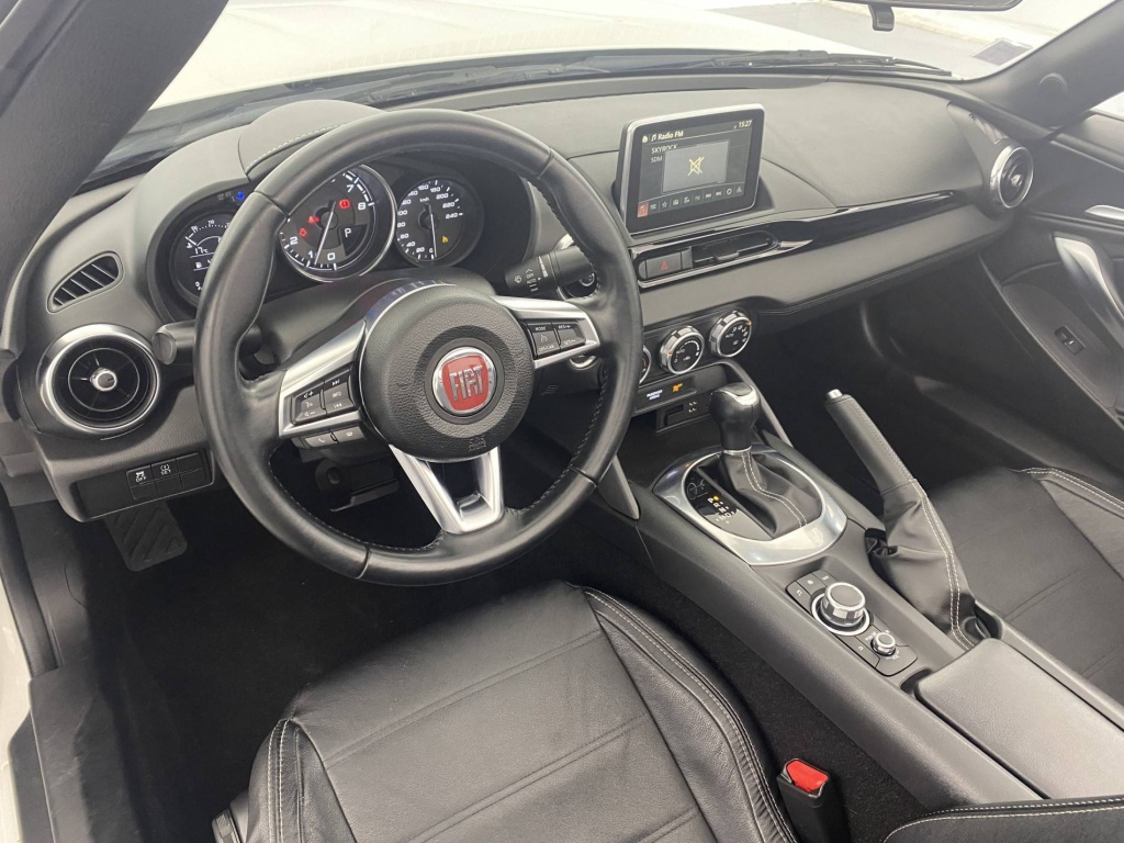 FIAT 124 SPIDER Lusso Plus 1.4 MultiAir 140 ch BVA - ref: 6-2971x212656 - Photo 10