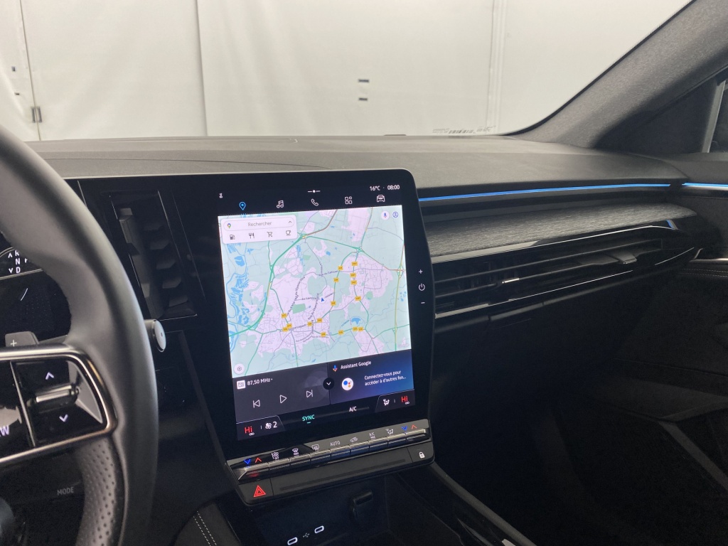 RENAULT Austral Techno E-Tech hybrid 200 - ref: 6-2971x213811 - Photo 18