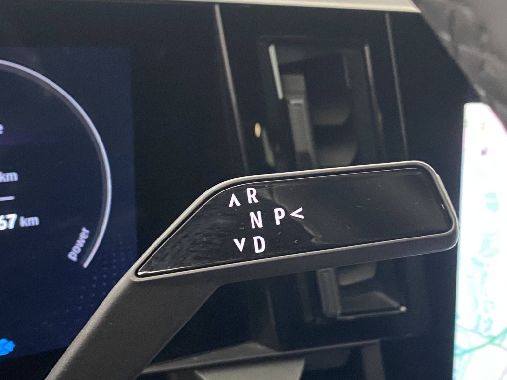 RENAULT Austral Techno E-Tech hybrid 200 - ref: 6-2971x213812 - Photo 17