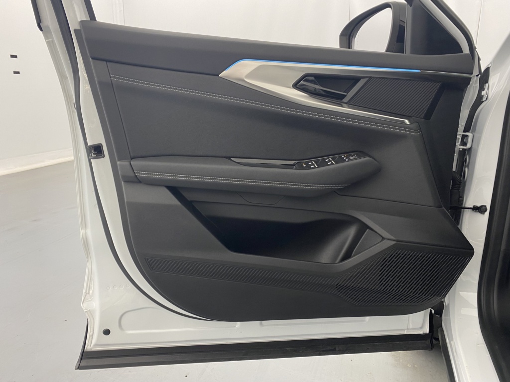 RENAULT Austral Techno E-Tech hybrid 200 - ref: 6-2971x216133 - Photo 12