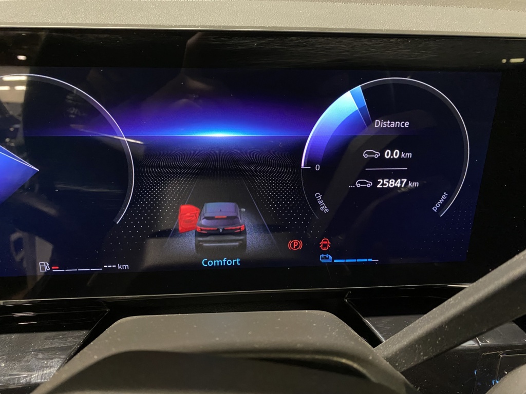 RENAULT Austral Techno E-Tech hybrid 200 - ref: 6-2971x216133 - Photo 17