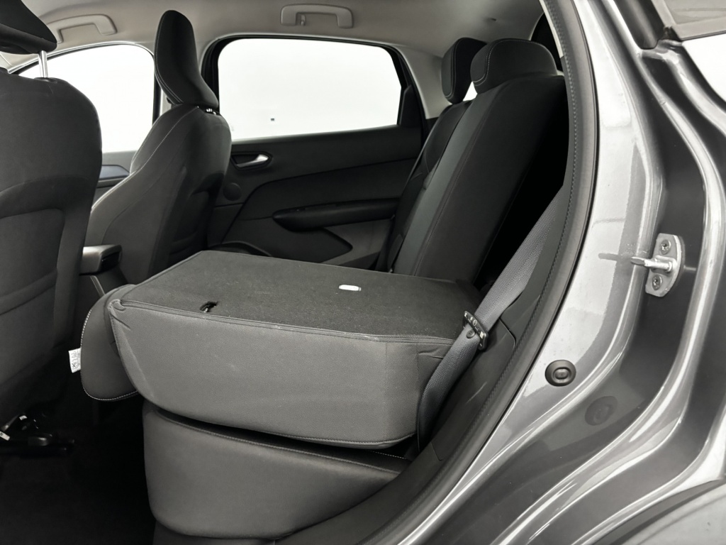 RENAULT Arkana Evolution mild hybrid 140 EDC FAP 22 - ref: 6-2971x216348 - Photo 11