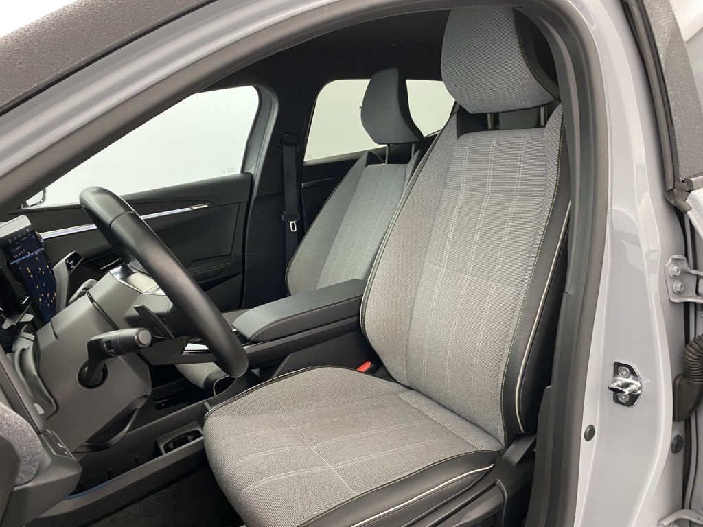 RENAULT Megane Techno EV60 220 ch super charge - ref: 6-2971x217229 - Photo 12