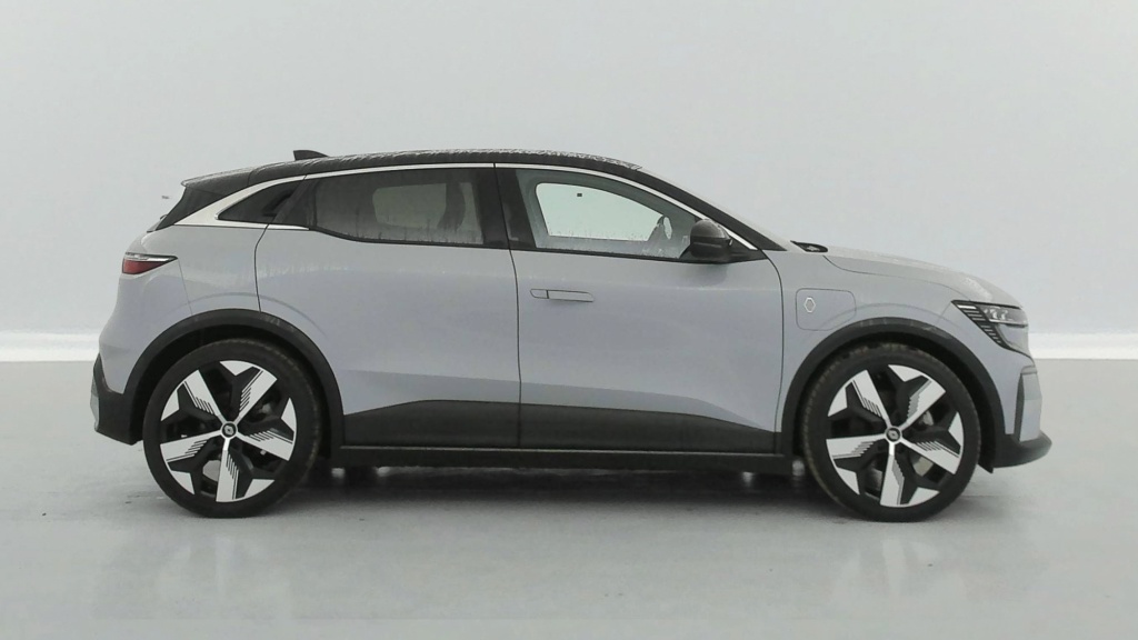 RENAULT Megane Techno EV60 220 ch super charge - ref: 6-2971x217229 - Photo 6