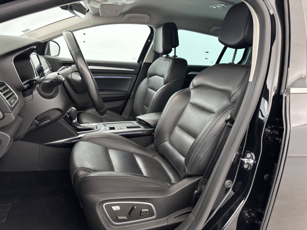 RENAULT Megane Estate Intens Blue dCi 115 EDC - ref: 6-2971x225853 - Photo 18