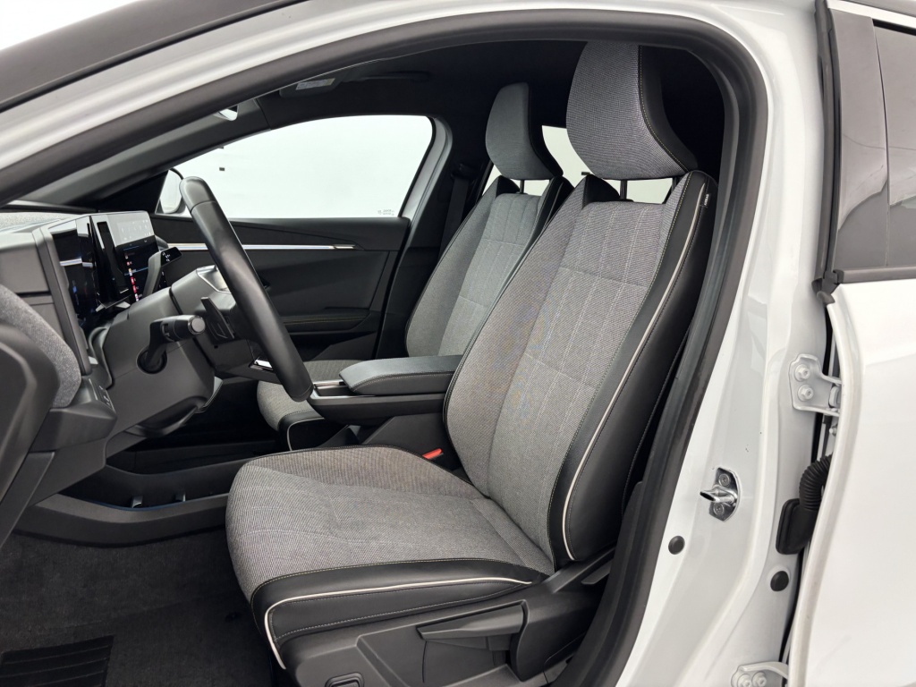 RENAULT Megane Techno EV60 220 ch optimum charge - ref: 6-2971x227539 - Photo 13