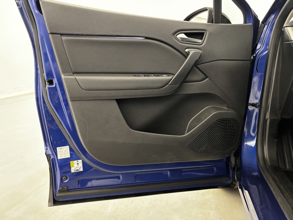 RENAULT Captur Intens E-Tech Plug-in 160 - ref: 6-2971x228642 - Photo 12