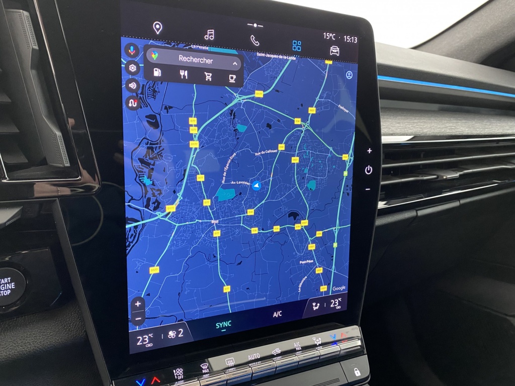 RENAULT Austral Iconic E-Tech hybrid 200 - ref: 6-2971x228887 - Photo 19