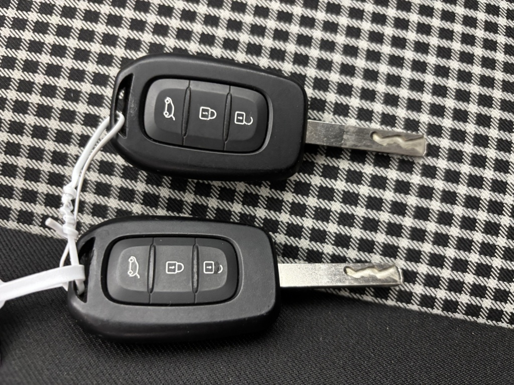 RENAULT Twingo Life III Achat Integral 21 - ref: 6-2971x229320 - Photo 19