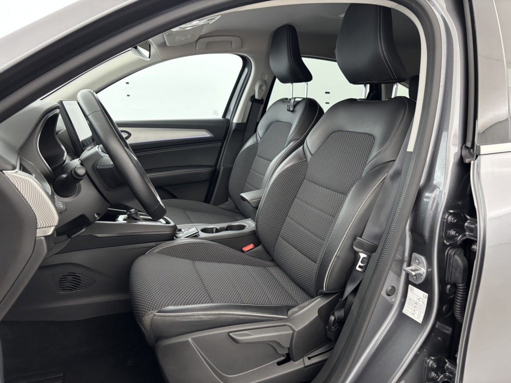 RENAULT Arkana Techno E-Tech hybride 145 22 - ref: 6-2971x229628 - Photo 13
