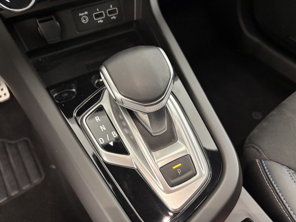 RENAULT Arkana esprit Alpine E-Tech 145 23 - ref: 6-2971x229644 - Photo 19