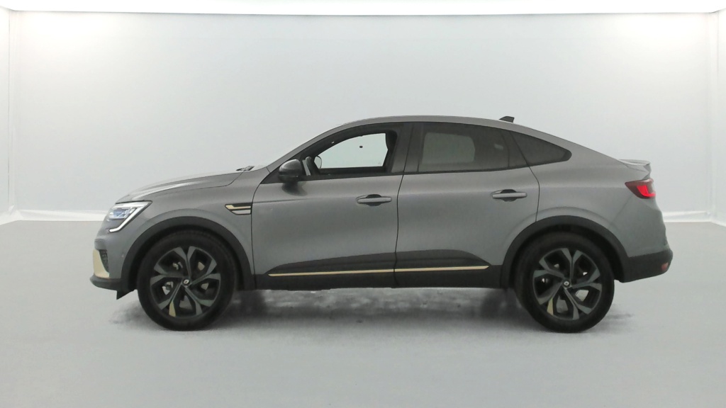 RENAULT Arkana Engineered E-Tech hybride 145 22 - ref: 6-2971x229695 - Photo 2