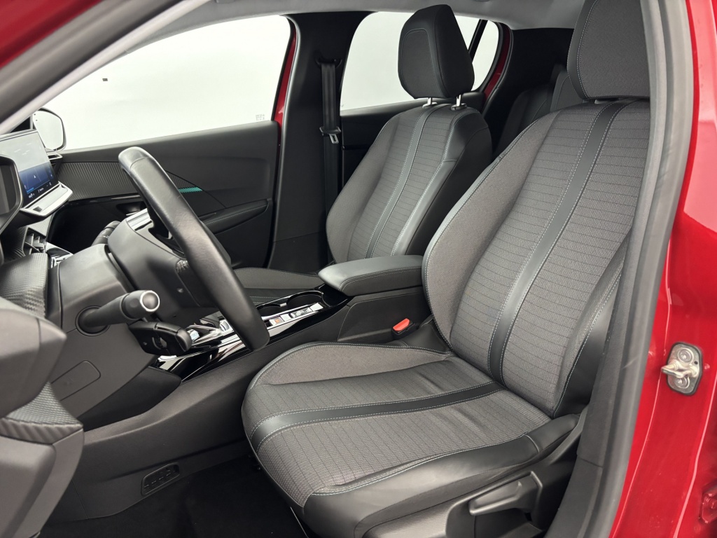 PEUGEOT 208 Allure Pack 50 kWh 136ch - ref: 6-2971x229717 - Photo 13