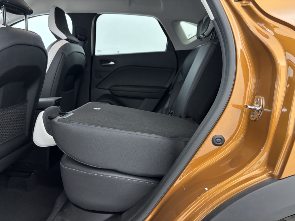 RENAULT Captur Intens E-Tech 145 21 - ref: 6-2971x229817 - Photo 11