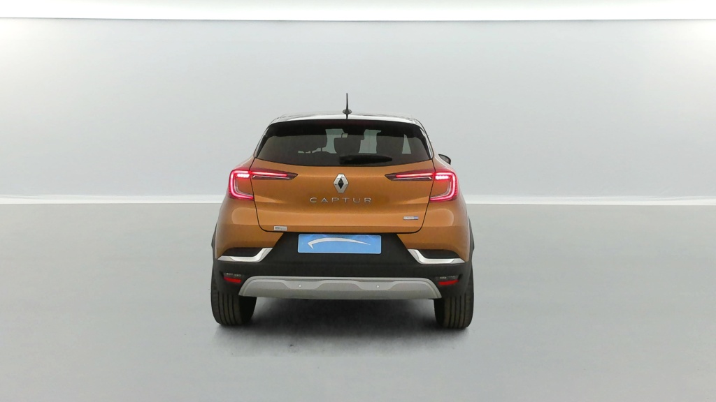 RENAULT Captur Intens E-Tech 145 21 - ref: 6-2971x229817 - Photo 4