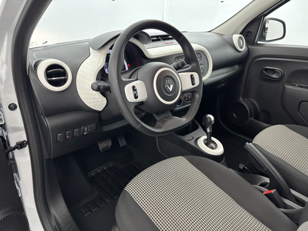 RENAULT Twingo Life III Achat Integral 21 - ref: 6-2971x229850 - Photo 14