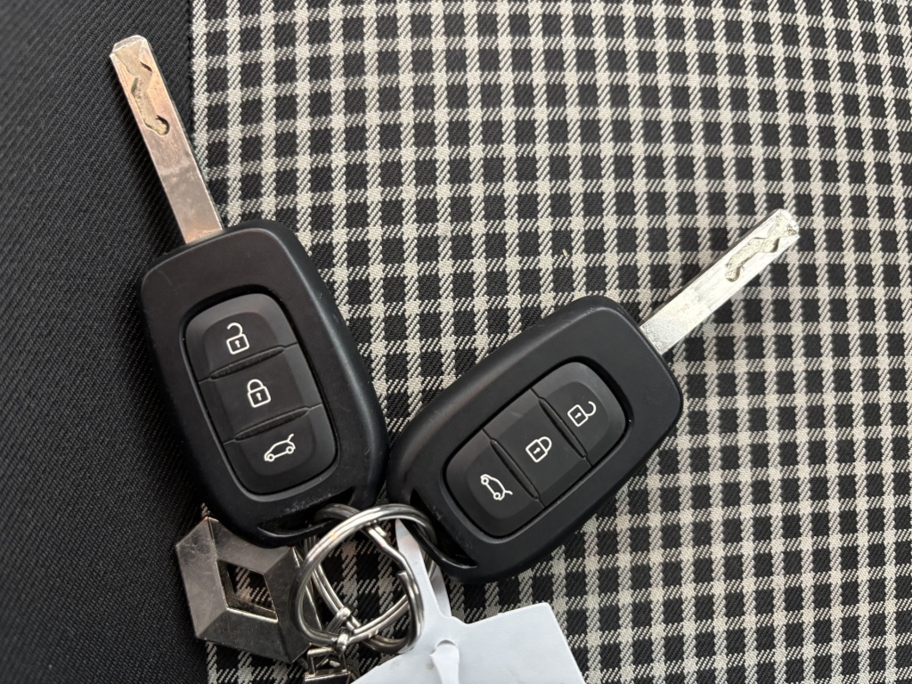 RENAULT Twingo Life III Achat Integral 21 - ref: 6-2971x229850 - Photo 19