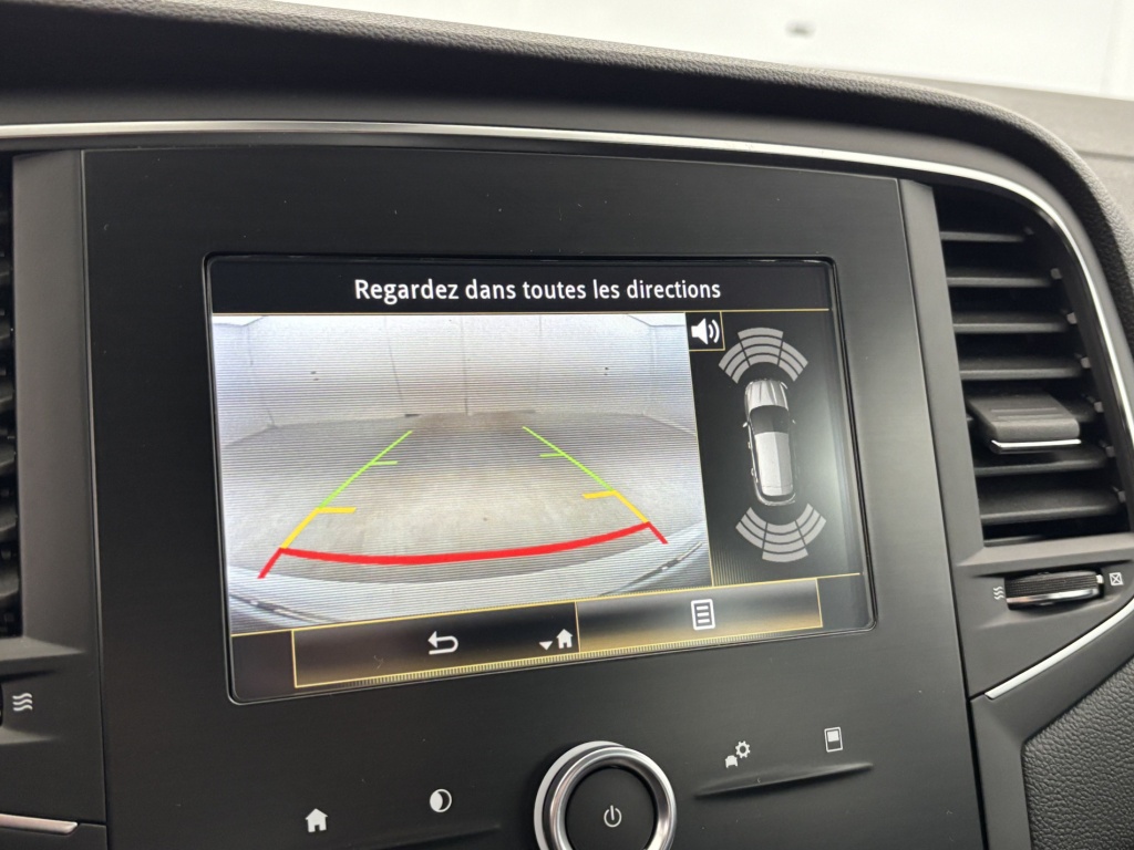 RENAULT Megane Zen Blue dCi 95 - ref: 6-2971x229878 - Photo 18