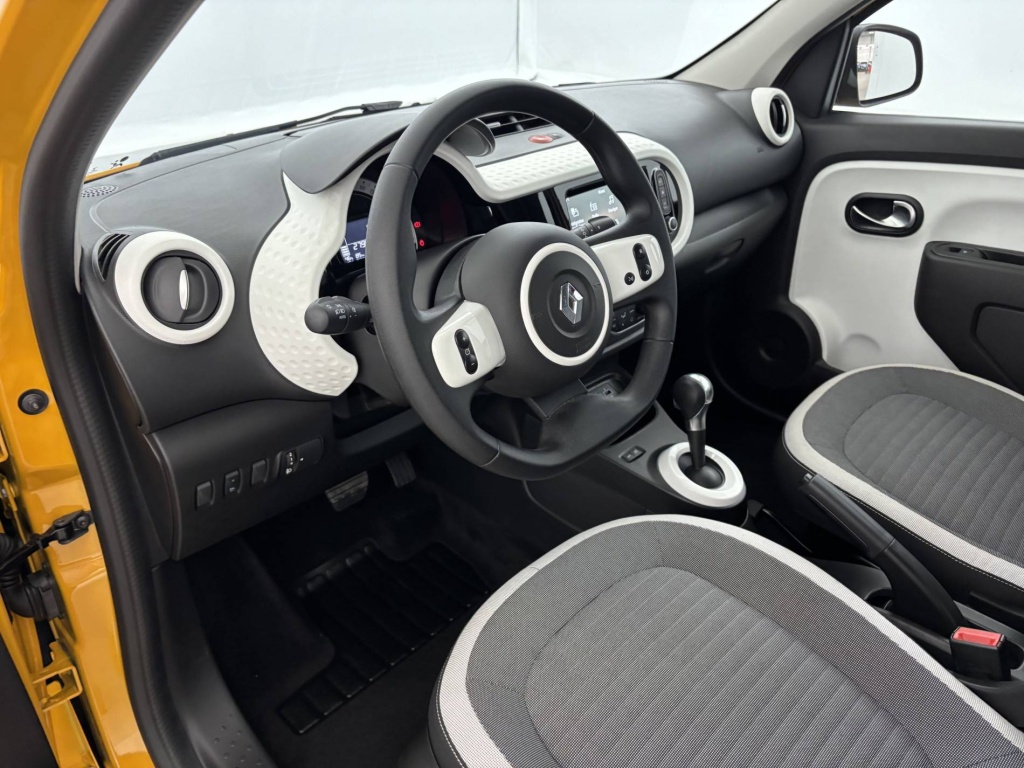 RENAULT Twingo Equilibre III E-Tech - ref: 6-2971x230135 - Photo 10