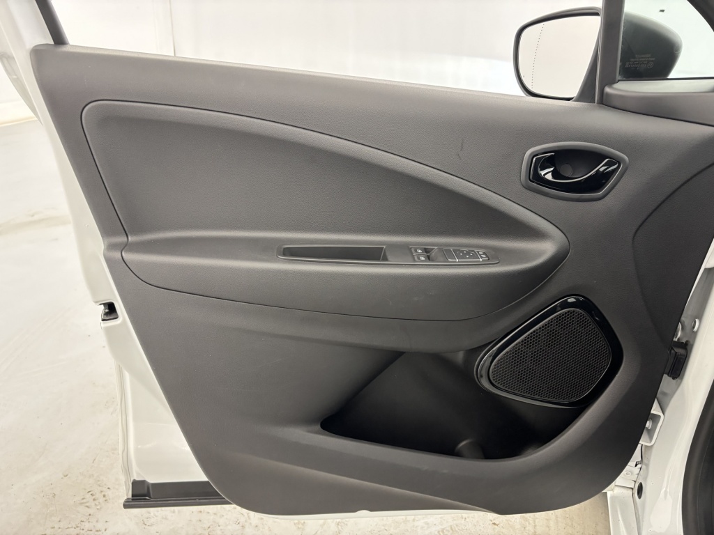 RENAULT Zoe Life R110 life achat integral - ref: 6-2971x230301 - Photo 12