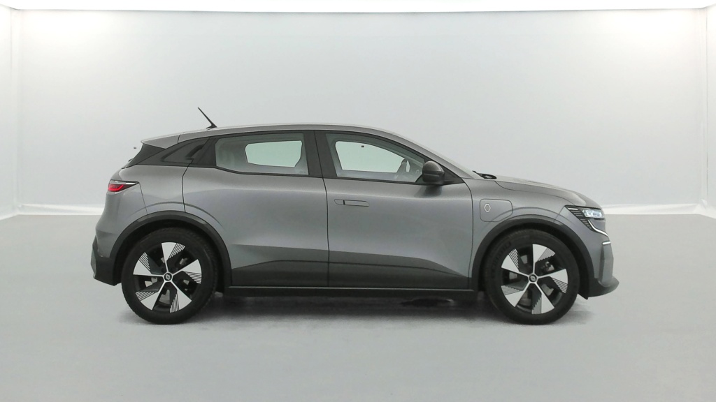 RENAULT Megane Equilibre EV60 220 ch super charge - ref: 6-2971x230334 - Photo 6