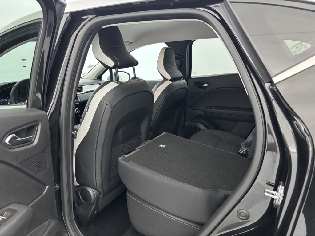 RENAULT Captur Intens E-Tech Plug-in 160 - ref: 6-2971x230345 - Photo 11