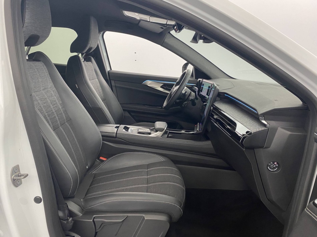 RENAULT Austral Techno E-Tech hybrid 200 - ref: 6-2971x230425 - Photo 19