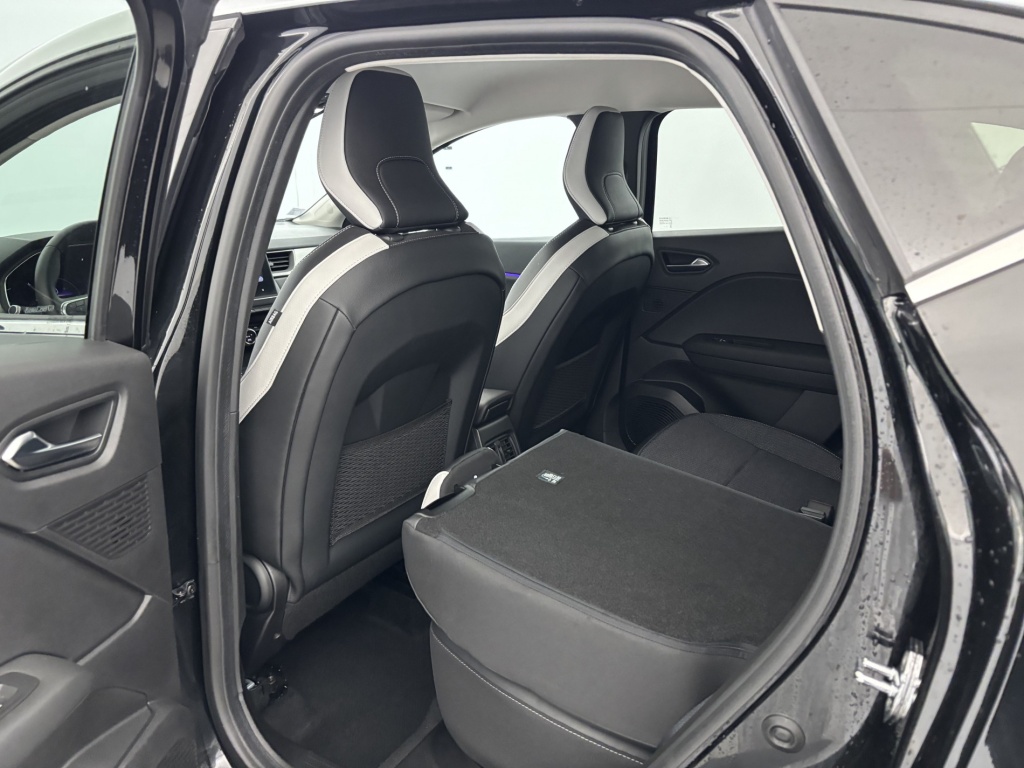 RENAULT Captur Intens E-Tech 145 21 - ref: 6-2971x230428 - Photo 11