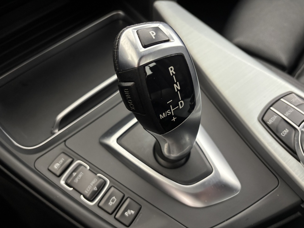 BMW Serie 3 Executive 1.5i 136ch - ref: 6-2971x230556 - Photo 19